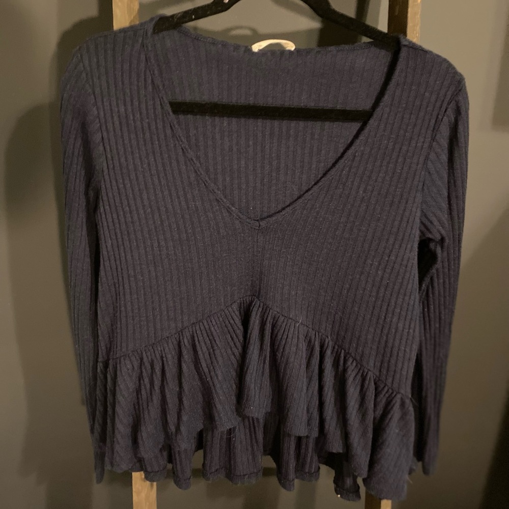 Deep V crop sweater/blouse